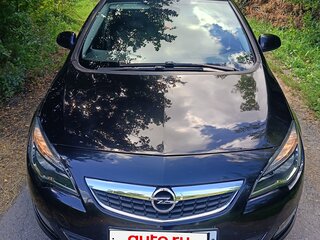 2010 Opel Astra J, чёрный, 800000 рублей, вид 3