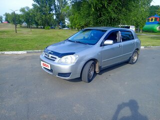2005 Toyota Corolla IX (E120, E130) Рестайлинг, серебристый, 420000 рублей, вид 1