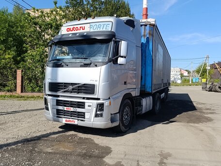 2003 Volvo FH, серебристый, 4000000 рублей, вид 4
