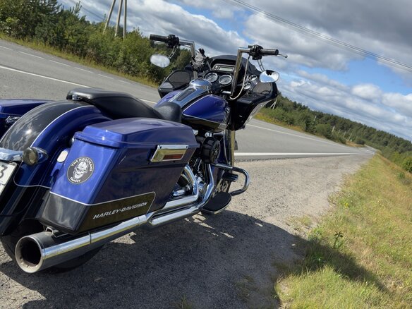 2011 Harley-Davidson Road Glide Limited, синий, 1000000 рублей - вид 17