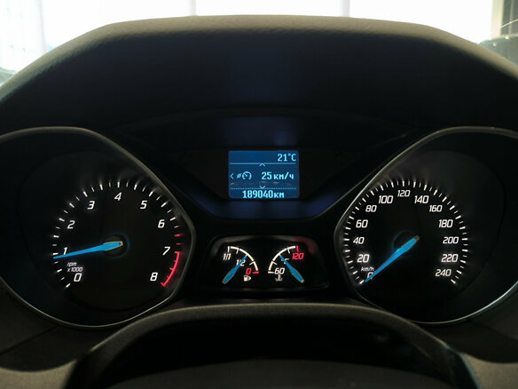 2013 Ford Focus III, серебристый - вид 12