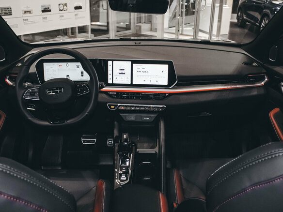 2026 Geely Coolray I Рестайлинг 2, серый, 2964990 рублей - вид 30