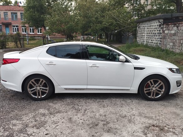 2013 Kia Optima III, белый, 1500000 рублей - вид 2