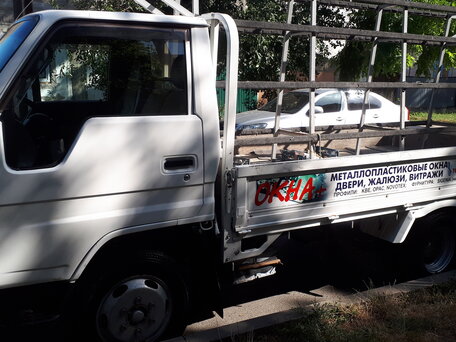 1998 Toyota Toyoace, белый, 950000 рублей, вид 3
