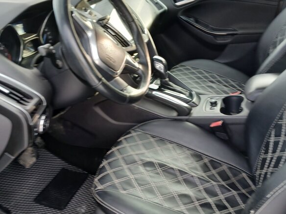 2011 Ford Focus III, коричневый, 1000000 рублей - вид 17