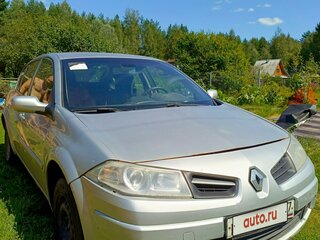 2007 Renault Megane II Рестайлинг, серебристый, 330000 рублей, вид 2
