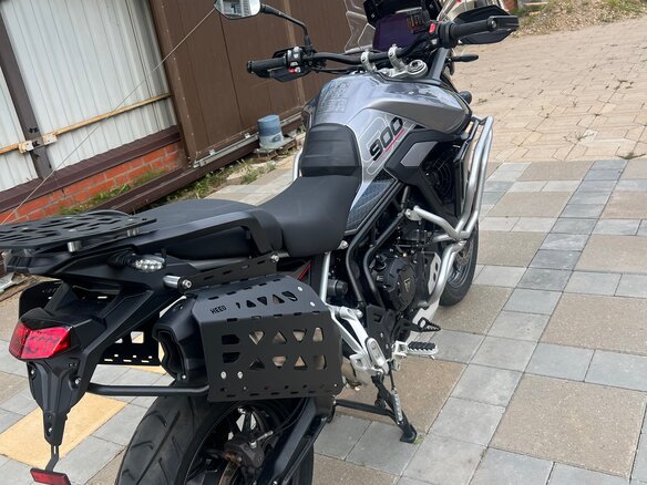 2024 Triumph Tiger 900, серый, 1700000 рублей - вид 5