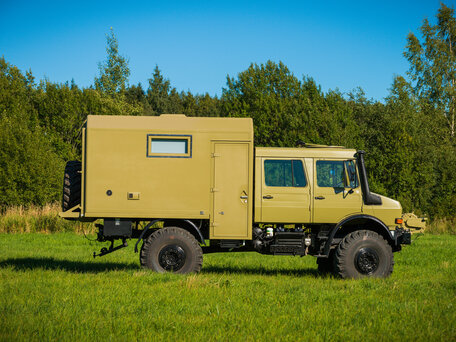 2002 Mercedes-Benz Unimog, бежевый, 14400000 рублей, вид 3