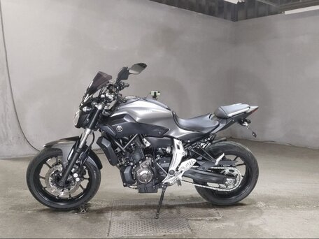 2014 Yamaha MT-07 (FZ-07), серый, 700000 рублей, вид 4