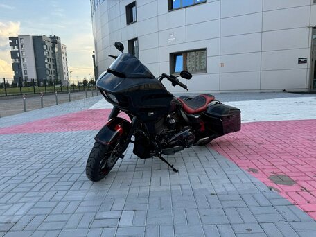 2018 Harley-Davidson CVO Road Glide, чёрный, 3600000 рублей, вид 1