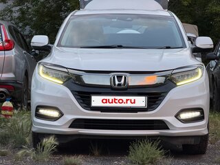 2020 Honda Vezel I Рестайлинг, белый, 2190000 рублей, вид 4