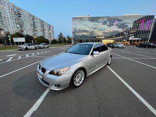 2006 BMW 5 серии 525i V (E60/E61), серебристый, 2000000 рублей, вид 1