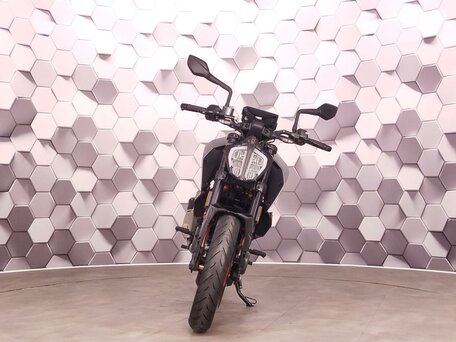 2022 KTM 390 Duke, чёрный, 597000 рублей, вид 5