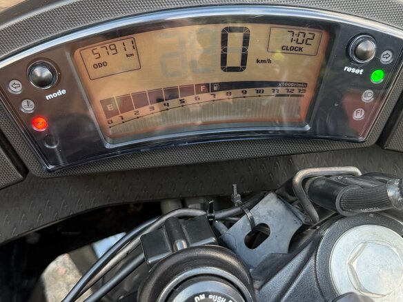 2010 Kawasaki ER-6F (Ninja 650R), чёрный, 380000 рублей - вид 3