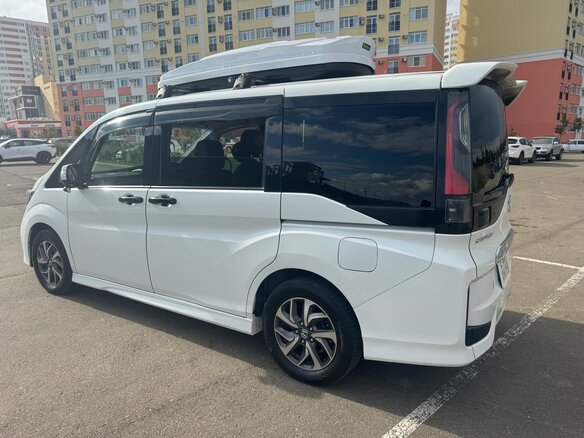 2017 Honda Stepwgn Spada V, белый, 2450000 рублей - вид 26