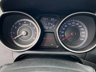 2014 Hyundai Elantra V (MD) Рестайлинг, коричневый, 1080000 рублей, вид 5