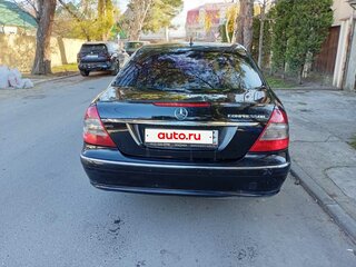 2006 Mercedes-Benz E-Класс 200 III (W211, S211) Рестайлинг, чёрный, 858000 рублей, вид 1