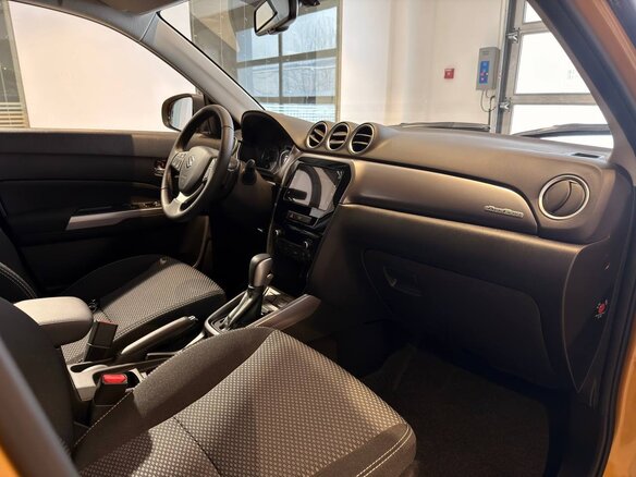 2025 Suzuki Vitara MHEV II Рестайлинг 2, золотистый, 3499000 рублей - вид 23