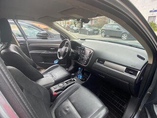 2012 Mitsubishi Outlander III, серый, 1650000 рублей, вид 4