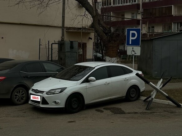 2012 Ford Focus III, белый, 900000 рублей - вид 1