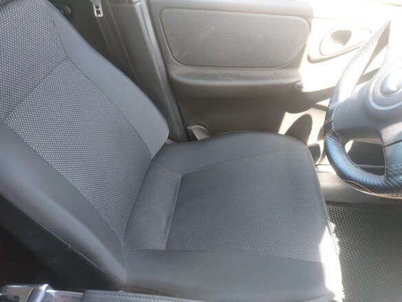 2013 Chevrolet Niva I Рестайлинг, серебристый, 710000 рублей - вид 8