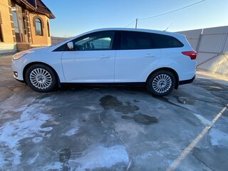 2018 Ford Focus III Рестайлинг, белый, 1360000 рублей, вид 4