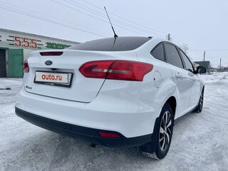 2016 Ford Focus III Рестайлинг, белый, 1300000 рублей, вид 3