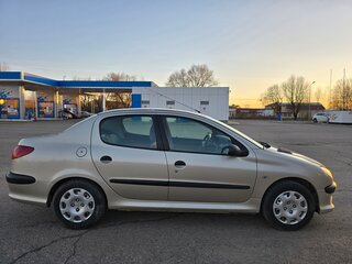 2009 Peugeot 206, бежевый, 400000 рублей, вид 2