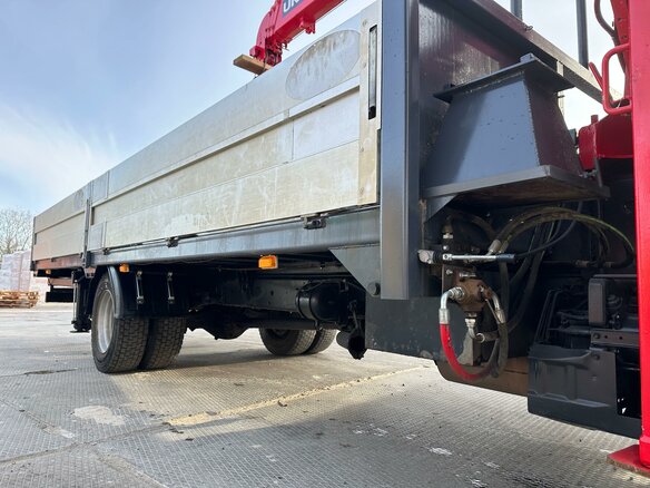 2018 Isuzu Forward (F-Series), белый, 6150000 рублей - вид 14