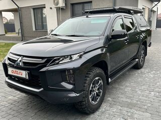 2022 Mitsubishi L200 V Рестайлинг, серый, 3900000 рублей, вид 2