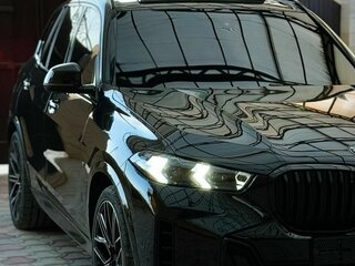 2018 BMW X5 M50d IV (G05/G18), чёрный, 7400000 рублей, вид 4
