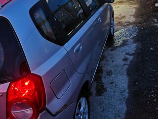 2008 Chevrolet Aveo I Рестайлинг, серебристый, 390000 рублей, вид 5