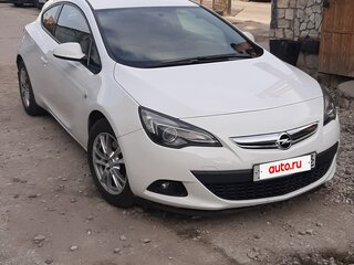 2012 Opel Astra GTC J Рестайлинг, белый, 850000 рублей, вид 4