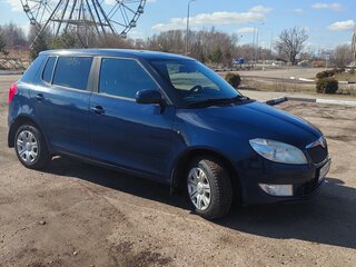 2014 Skoda Fabia II Рестайлинг, синий, 650000 рублей, вид 5