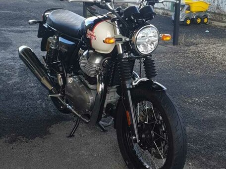 2024 Royal Enfield Interceptor 650, чёрный, 650000 рублей, вид 3