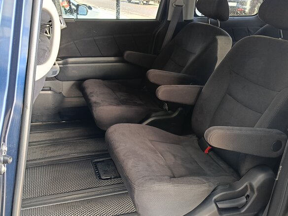 2009 Honda Elysion I Рестайлинг, синий, 1550000 рублей - вид 16