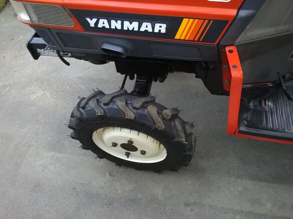 2012 Yanmar F-7, красный - вид 19