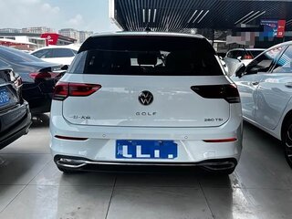 2023 Volkswagen Golf VIII, белый, 1589666 рублей, вид 4