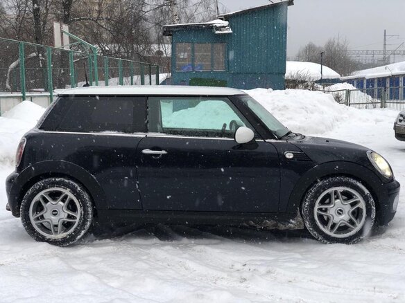 2007 Mini Hatch Cooper II (R56), чёрный - вид 6