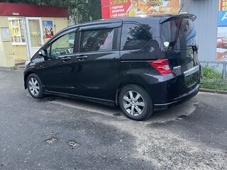 2009 Honda Freed I, чёрный, 1290000 рублей, вид 4