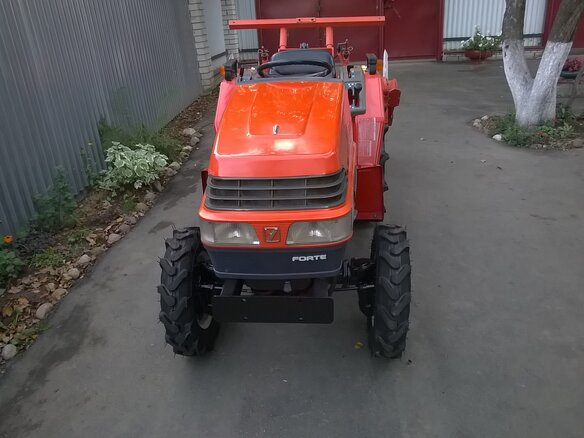 2012 Yanmar F-7, красный - вид 25