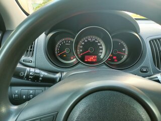 2010 Kia Cerato 5-speed II, красный, 750000 рублей, вид 4