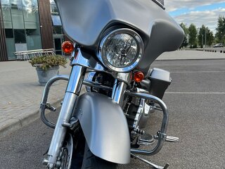 2008 Harley-Davidson Street Glide, серый, 790000 рублей, вид 4