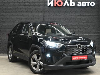 2020 Toyota RAV4 V (XA50), чёрный, 2970000 рублей, вид 3