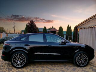 2021 Porsche Cayenne Coupé III, серый, 9500000 рублей, вид 1