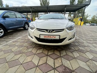 2014 Hyundai Elantra V (MD) Рестайлинг, белый, 1500000 рублей, вид 1