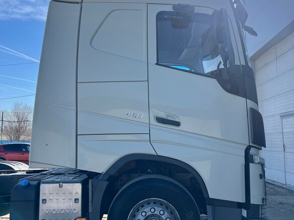 2015 Volvo FH, серый, 7250000 рублей - вид 10
