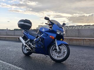 Honda VFR 800