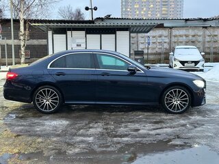 2021 Mercedes-Benz E-Класс 220 d V (W213, S213, C238) Рестайлинг, синий, 4800000 рублей, вид 4