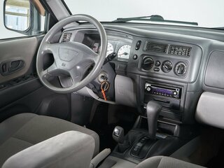 2001 Mitsubishi Montero Sport I, чёрный, 650000 рублей, вид 4